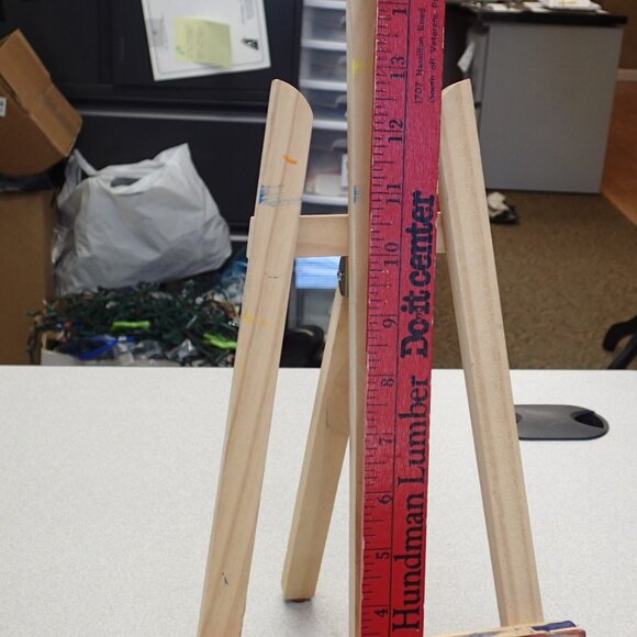 Mini Easel - Picture 1 of 5